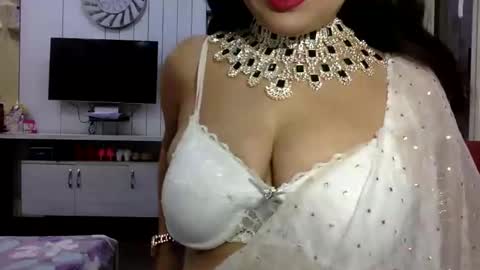 Radha online show from 11/17/25, 05:30