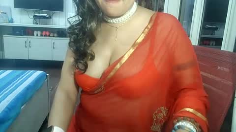 Radha online show from 06/23/26, 08:51