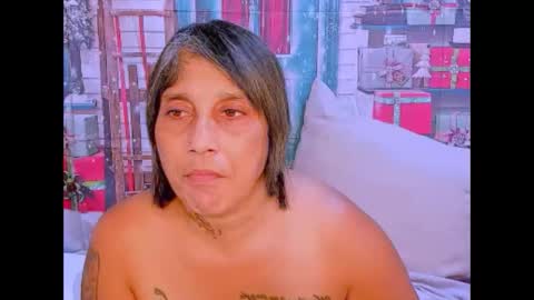 Snapshot of indianroxy27 chatting on 12/04/25, 12:14 indianroxy27 online show from 12/04/25, 12:14