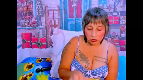 indianroxy27 online show from 12/19/25, 05:53