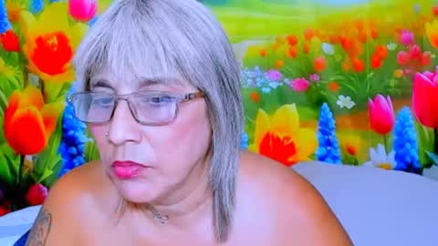 indianroxy27 online show from 06/17/26, 10:10