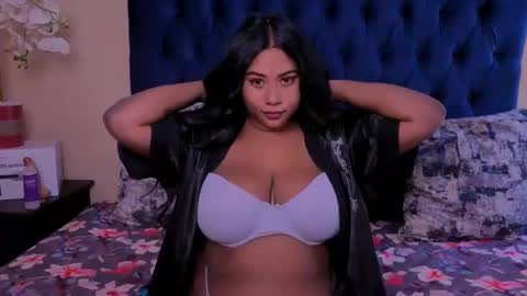 indiansapphirex online show from 11/05/25, 05:07