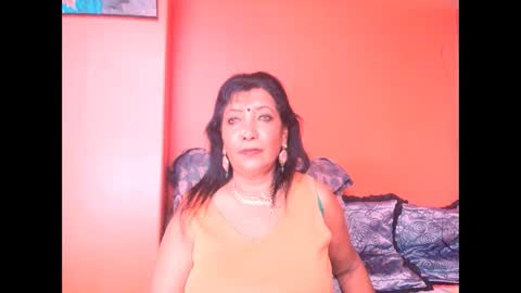 indiansarika65 online show from 09/15/25, 07:03