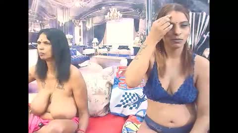 Snapshot of indiansexyass4u2luv chatting on 02/13/26, 11:01 indiansexyass4u2luv online show from 02/13/26, 11:01