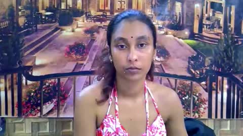 indiansexybutt4u2luv online show from 04/27/26, 05:49