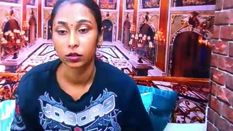 indiansexybutt4u2luv online show from 05/01/26, 08:30
