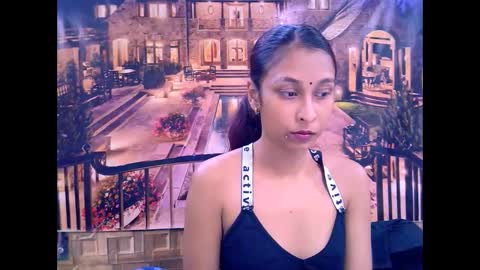 indiansexybutt4u2luv online show from 05/09/26, 05:34