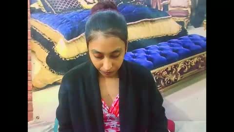 indiansexybutt4u2luv online show from 06/29/26, 05:03