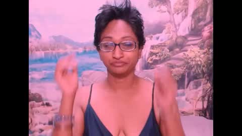 Snapshot of indianspicy69 chatting on 01/26/25, 10:46 Shreya online show from 01/26/25, 10:46