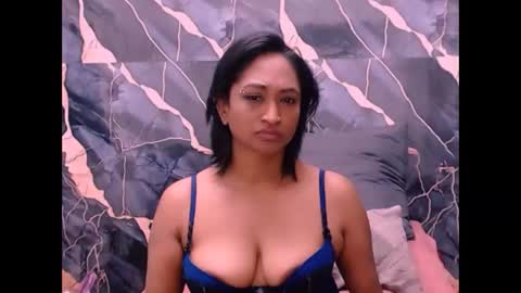 Snapshot of indianspicy69 chatting on 10/03/25, 02:41 Shreya online show from 10/03/25, 02:41