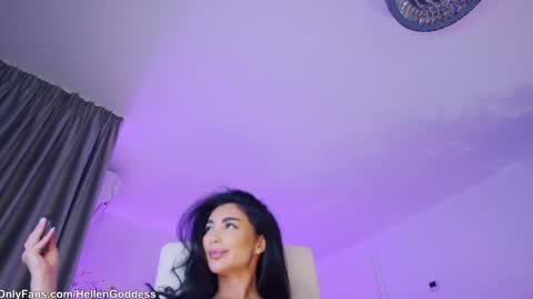 Snapshot of indiansweety chatting on 11/25/25, 03:56 Hellen online show from 11/25/25, 03:56