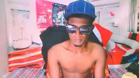 Snapshot of indianthuggin chatting on 12/22/25, 06:05 BabyFace online show from 12/22/25, 06:05