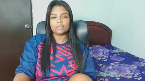 Aleja vallejo online show from 01/31/25, 02:04