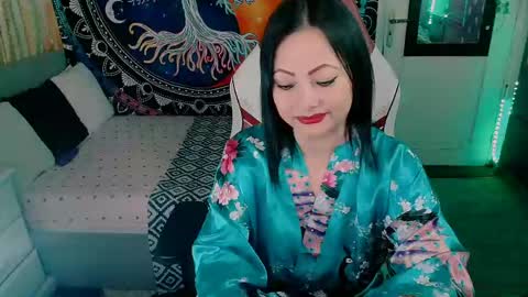 Snapshot of indica_me chatting on 04/21/26, 06:12 indica_me online show from 04/21/26, 06:12