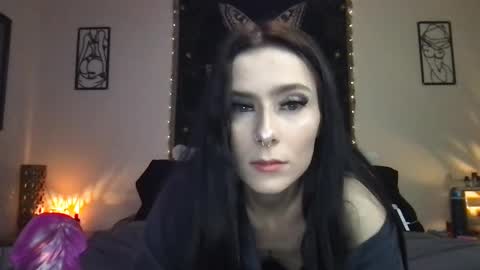 Snapshot of indigobay chatting on 01/21/25, 02:54 Indigo Bay online show from 01/21/25, 02:54