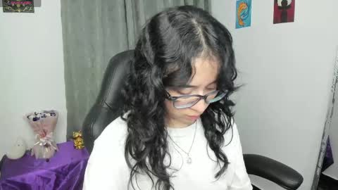 Diana online show from 06/05/26, 06:42