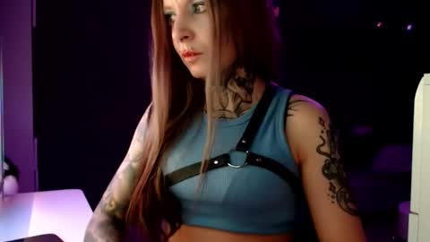 Snapshot of inesdesire chatting on 02/07/25, 04:24 InesDesire online show from 02/07/25, 04:24