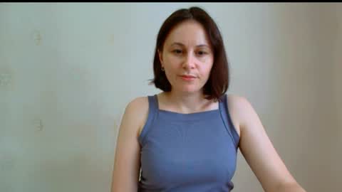 Snapshot of inessa_beauty chatting on 06/19/26, 11:25 Inessa online show from 06/19/26, 11:25