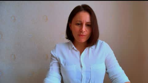Snapshot of inessa_beauty chatting on 06/26/26, 01:26 Inessa online show from 06/26/26, 01:26
