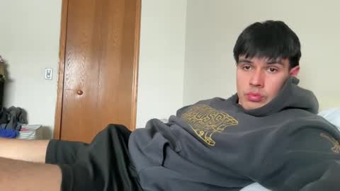 Snapshot of infamouslucas chatting on 02/08/25, 06:44 Lucas online show from 02/08/25, 06:44