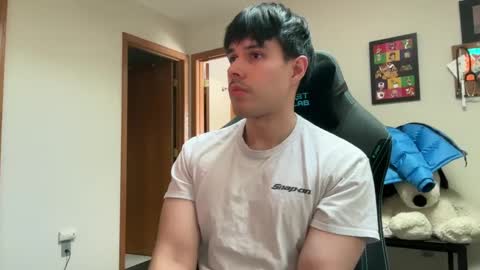 Snapshot of infamouslucas chatting on 02/17/25, 09:52 Lucas online show from 02/17/25, 09:52