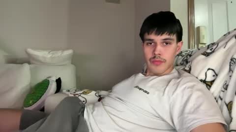 Snapshot of infamouslucas chatting on 03/04/25, 04:27 Lucas online show from 03/04/25, 04:27