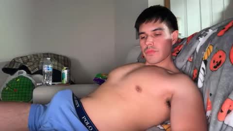 Snapshot of infamouslucas chatting on 11/01/25, 02:35 Lucas online show from 11/01/25, 02:35