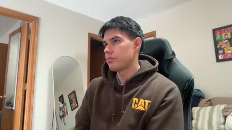 Snapshot of infamouslucas chatting on 12/15/25, 06:12 Lucas online show from 12/15/25, 06:12