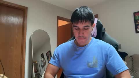 Snapshot of infamouslucas chatting on 12/17/25, 07:09 Lucas online show from 12/17/25, 07:09