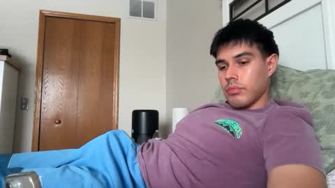 Snapshot of infamouslucas chatting on 12/19/25, 06:48 Lucas online show from 12/19/25, 06:48