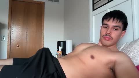 Snapshot of infamouslucas chatting on 02/27/26, 11:27 Lucas online show from 02/27/26, 11:27