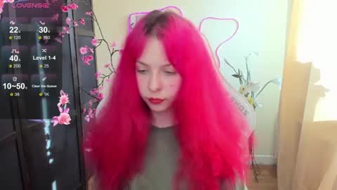 Ilona online show from 04/25/26, 01:19
