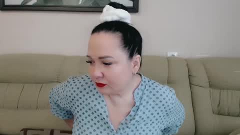 Snapshot of infinity_loveliness chatting on 02/04/25, 08:13 Infinity online show from 02/04/25, 08:13