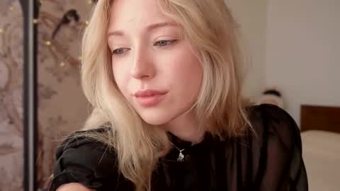 Snapshot of infinitysoul_ chatting on 12/05/25, 06:44 Alexa.. Inst Fansly infinitysoul online show from 12/05/25, 06:44