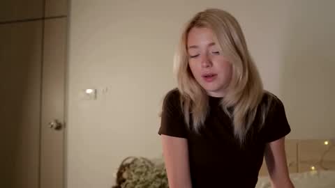 Snapshot of infinitysoul_ chatting on 03/17/26, 03:15 Alexa.. Inst Fansly infinitysoul online show from 03/17/26, 03:15