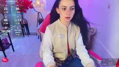 Ingrid online show from 12/01/25, 07:41