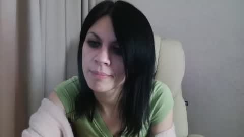 Snapshot of injaathome chatting on 02/05/25, 05:53 InjaAtHome online show from 02/05/25, 05:53