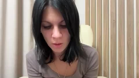 Snapshot of injaathome chatting on 10/12/25, 05:45 InjaAtHome online show from 10/12/25, 05:45