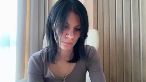 Snapshot of injaathome chatting on 10/15/25, 06:35 InjaAtHome online show from 10/15/25, 06:35