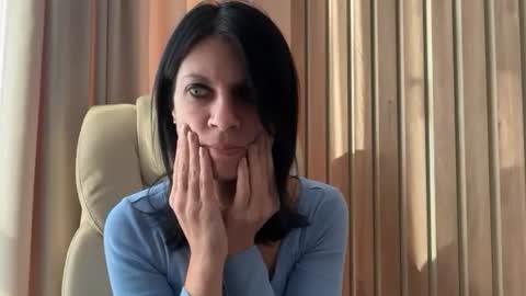 Snapshot of injaathome chatting on 10/21/25, 01:34 InjaAtHome online show from 10/21/25, 01:34