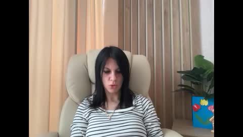InjaAtHome online show from 04/17/26, 05:32