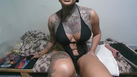 Snapshot of ink_bella chatting on 04/09/26, 10:48 ink bella online show from 04/09/26, 10:48