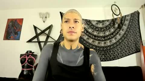 Dani  online show from 12/01/25, 12:04