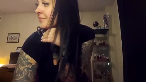 inkedcookies online show from 12/28/24, 08:37