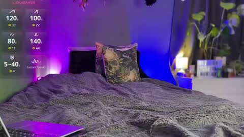 Xenia online show from 05/11/26, 04:04