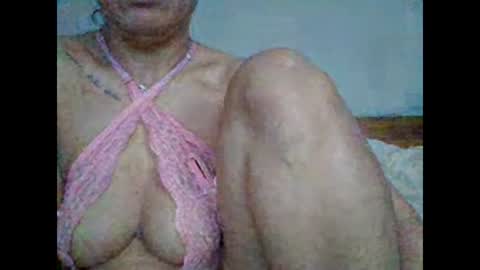 Snapshot of innerbloomx chatting on 02/23/26, 05:49 innerbloomx online show from 02/23/26, 05:49