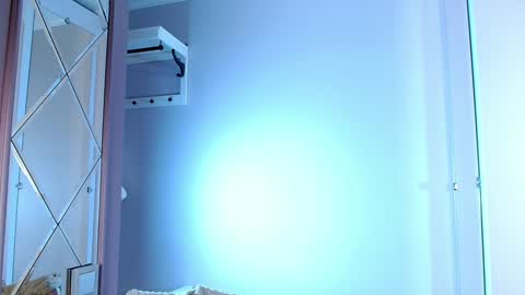 Lina online show from 01/11/25, 04:25