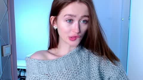 Lina online show from 01/23/25, 08:15