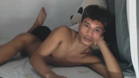Snapshot of innocent_evil05 chatting on 06/20/26, 12:36 SHAN online show from 06/20/26, 12:36