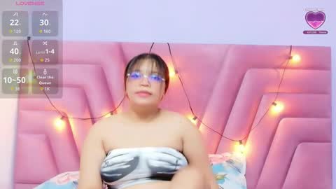 Snapshot of innocenthazel chatting on 02/10/26, 02:37 innocenthazel online show from 02/10/26, 02:37